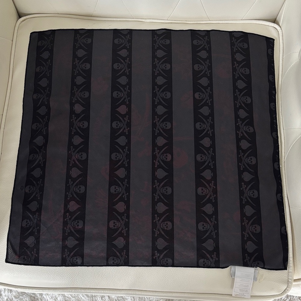 Pirates of the Caribbean Black & Red Skull Disney Scarf with Double Sided Spades - Picture 7 of 11